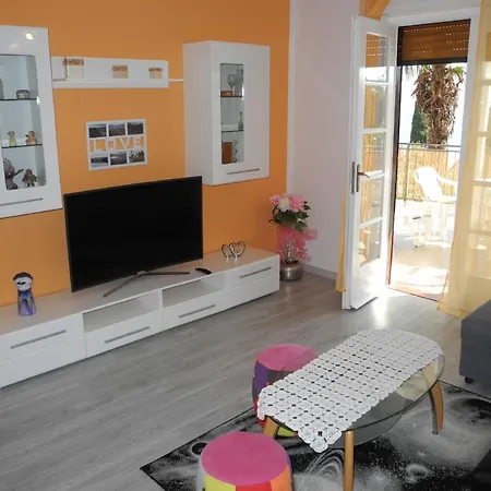 Apartment Ferienwohnung Fur 6 Personen Ca 50 Qm In Crikvenica, Kvarner Bucht Und Umgebung